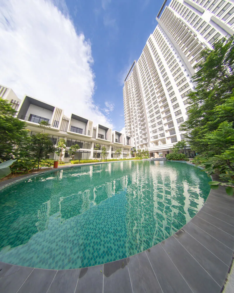 Pool view by day at Alstonia Hilltop Homes by MRCB Land, Bukit Rahman Putra, Sungai Buloh, Selangor