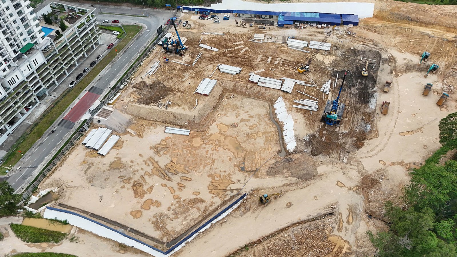 Amberwood Resort Residences construction progress photograph from April 2026, Larkin, Johor Bahru