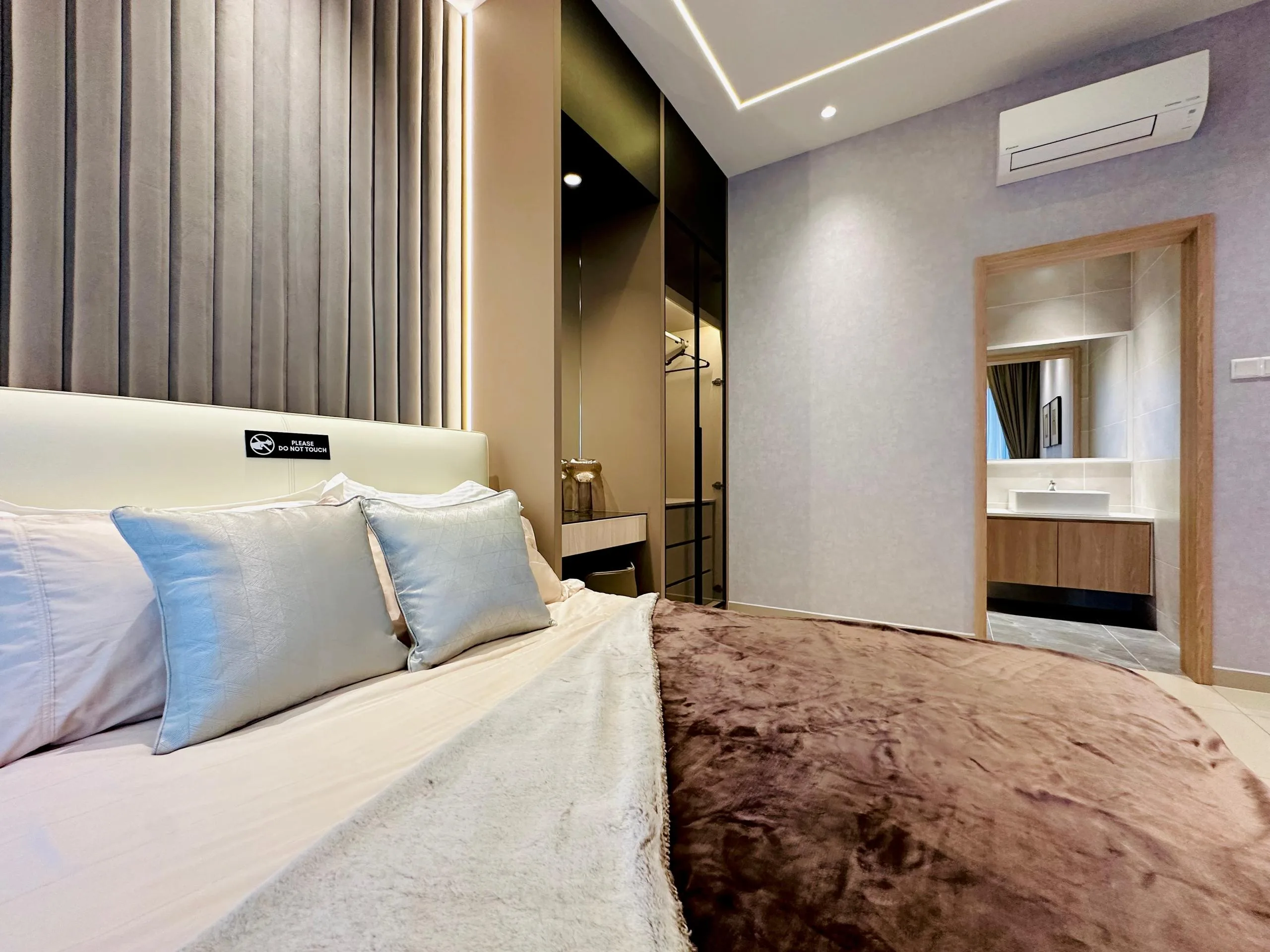 Bedroom in the Type B show unit at Daya 1 Residences, Keck Seng sales gallery, Taman Daya, Johor Bahru