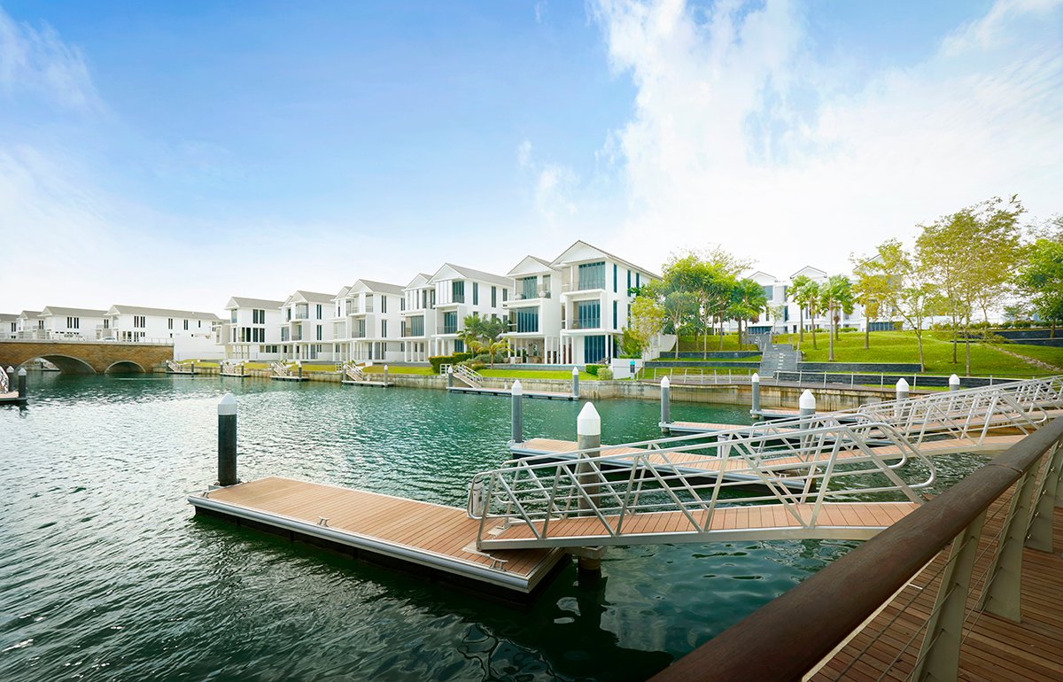 Completed Emerald Bay villa with its own private boat berth on the canal, Puteri Harbour, Iskandar Puteri