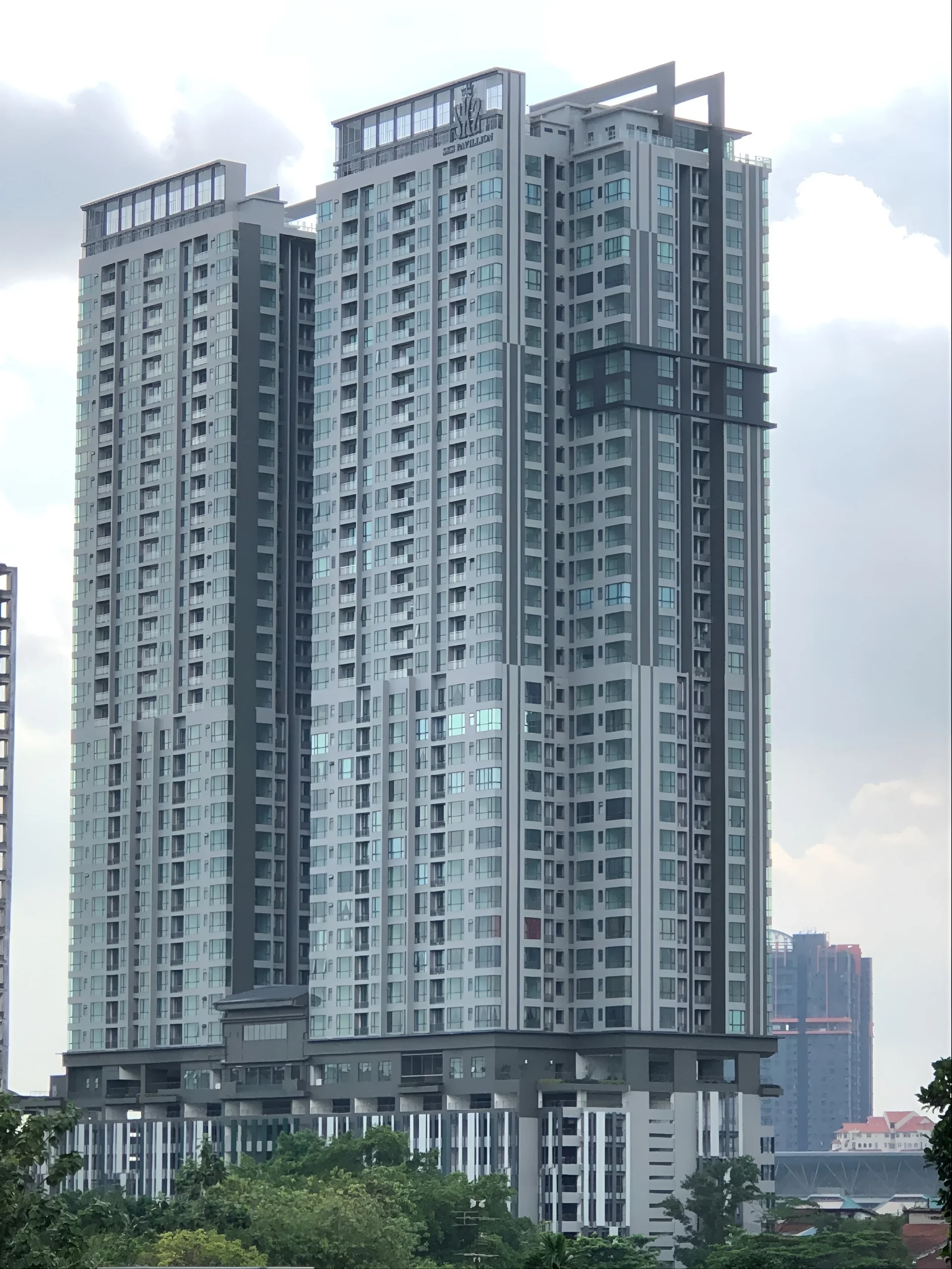 Street-level view of SKS Pavillion Residences, a twin serviced residence in Johor Bahru city centre