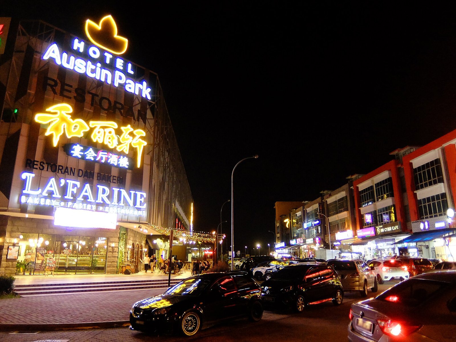 Shophouse row at Mount Austin, Johor Bahru