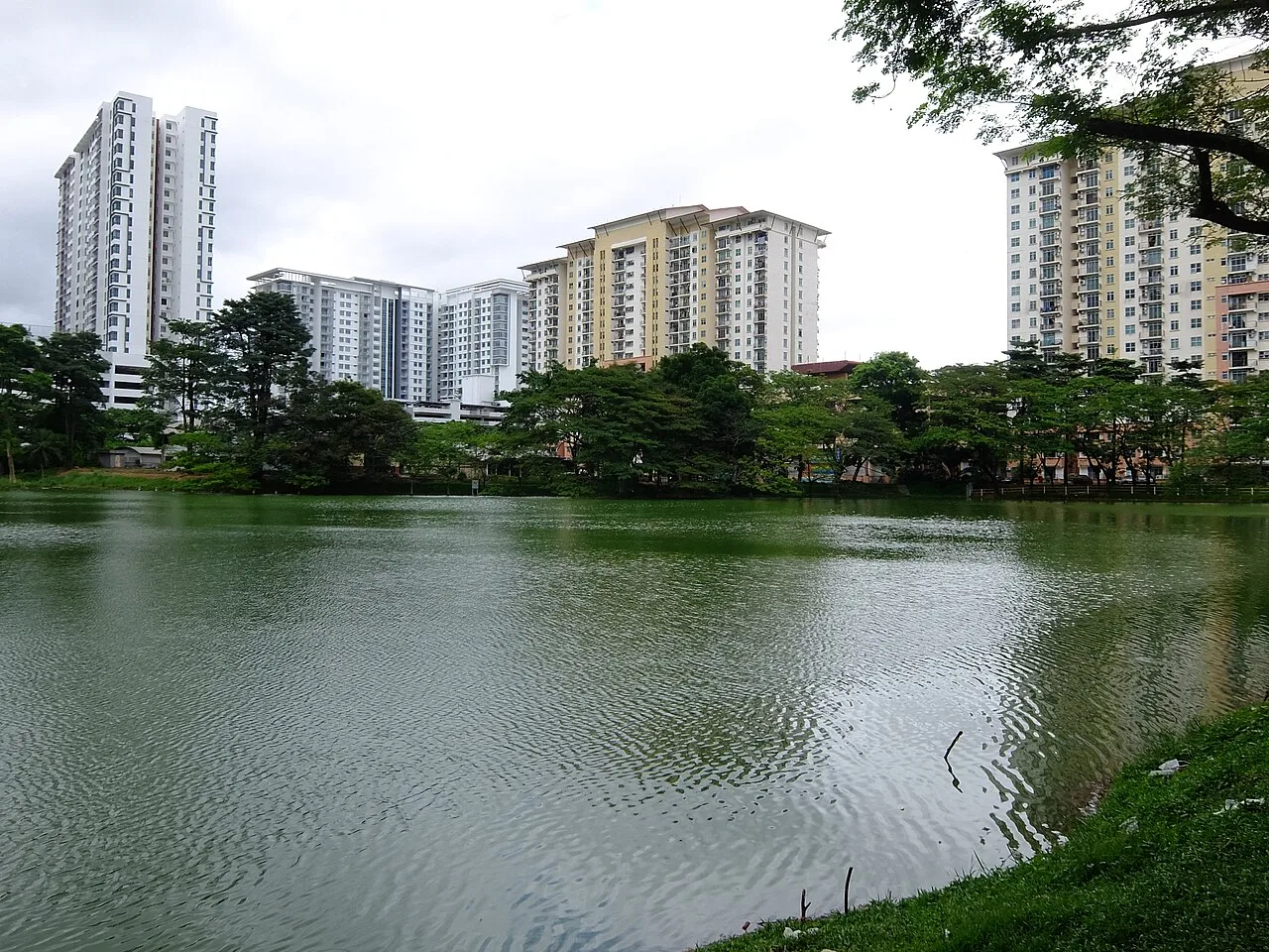 Mount Austin Lake, Johor Bahru