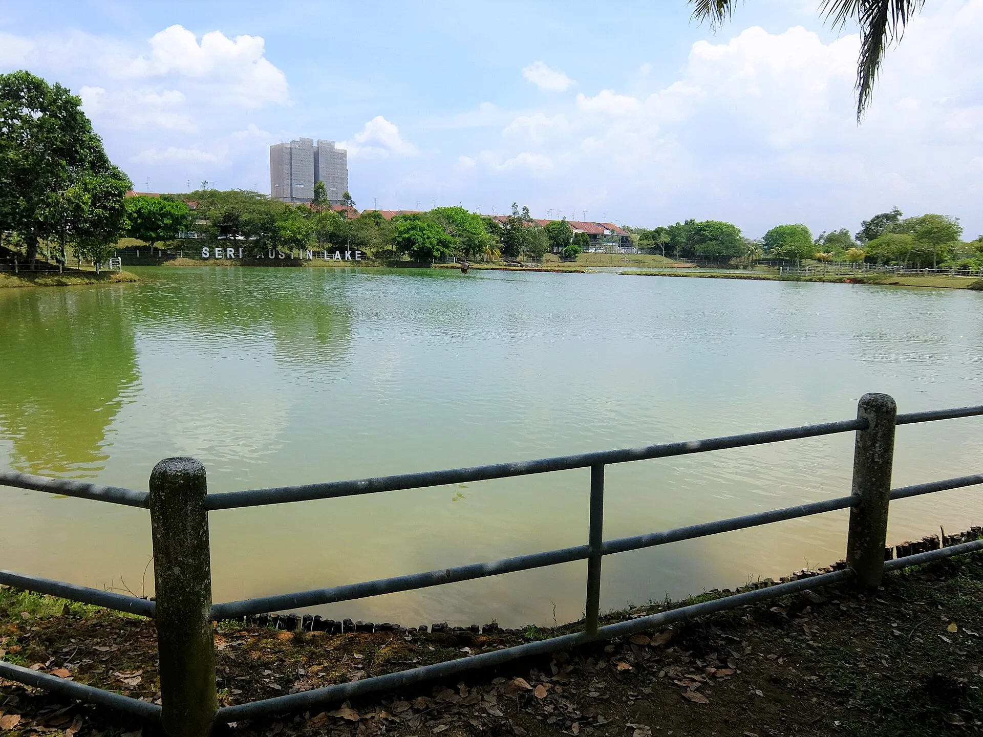 Seri Austin lake and park, Johor Bahru