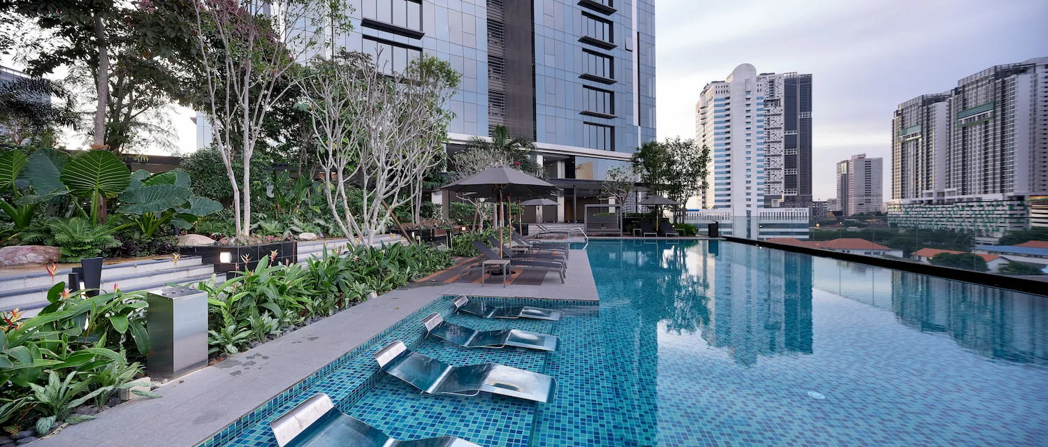 The Astaka @ 1 Bukit Senyum Swimming pool