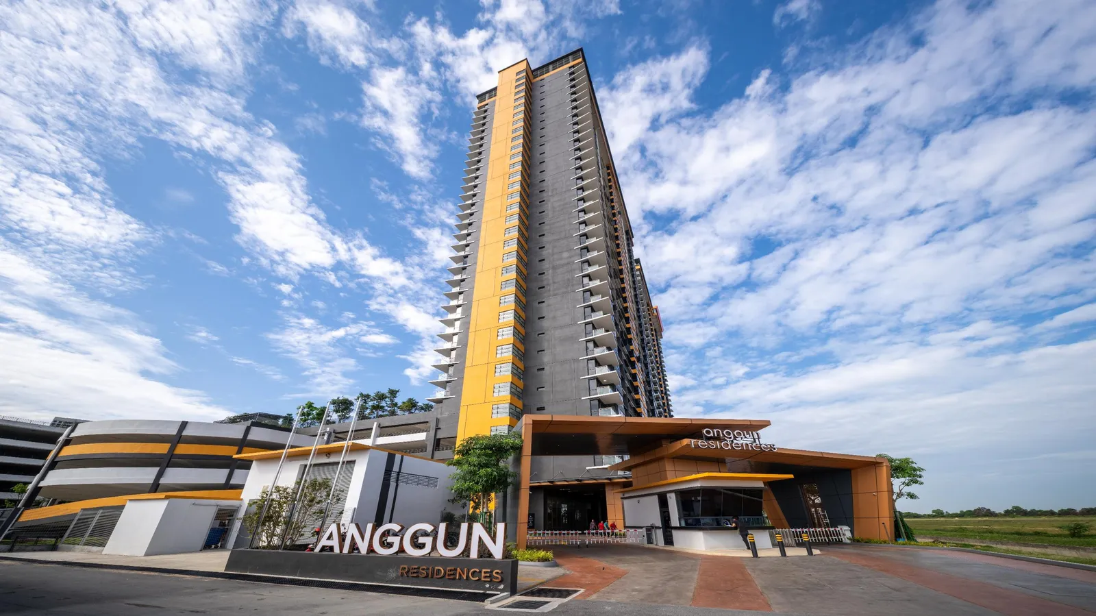 Anggun Residences 主入口与警卫亭实拍,峇都加湾 Bandar Cassia