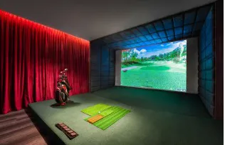 City of Dreams virtual golf simulator room, Penang