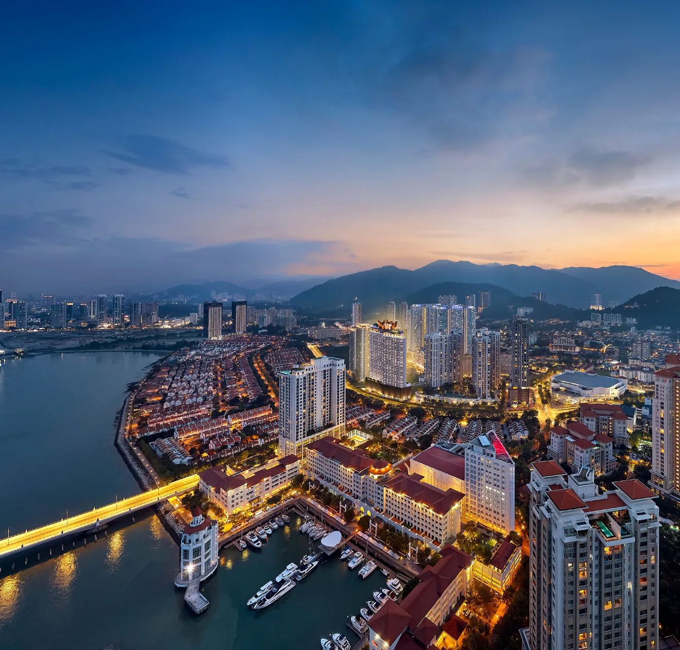 Aerial view of Seri Tanjung Pinang and the Straits Quay marina with the Crown Penang site marked, Tanjung Tokong, Penang