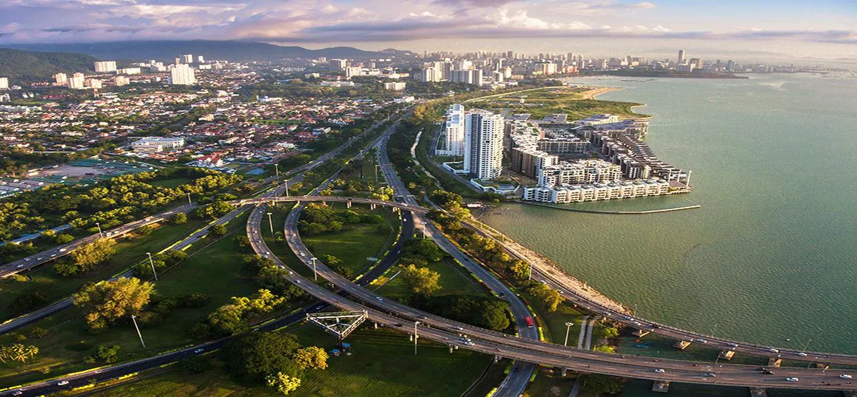 D'Hazelton 所在的槟岛中部航拍图，标示项目位置
