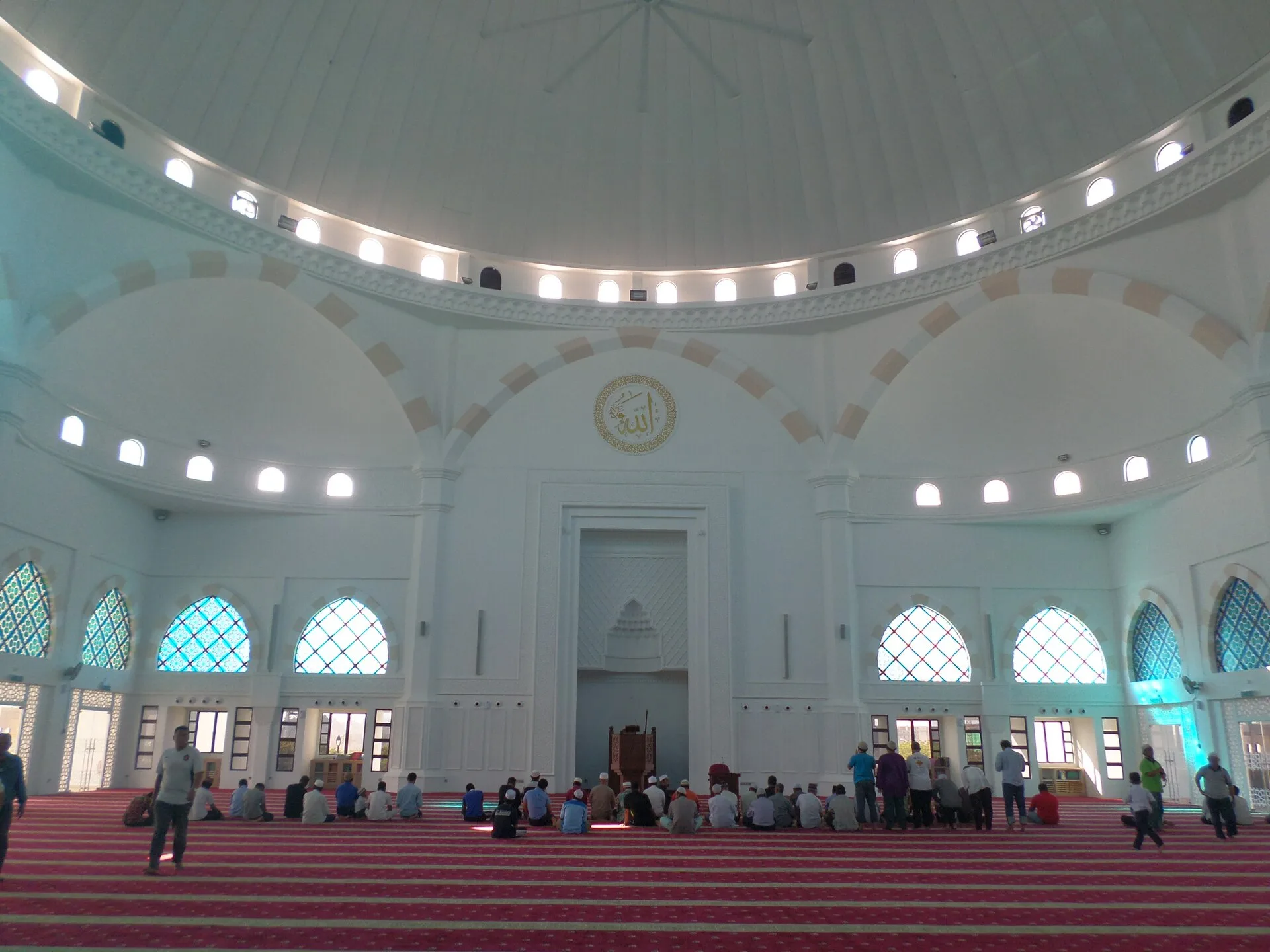 Prayer hall of Sultan Iskandar Mosque, Bandar Dato Onn