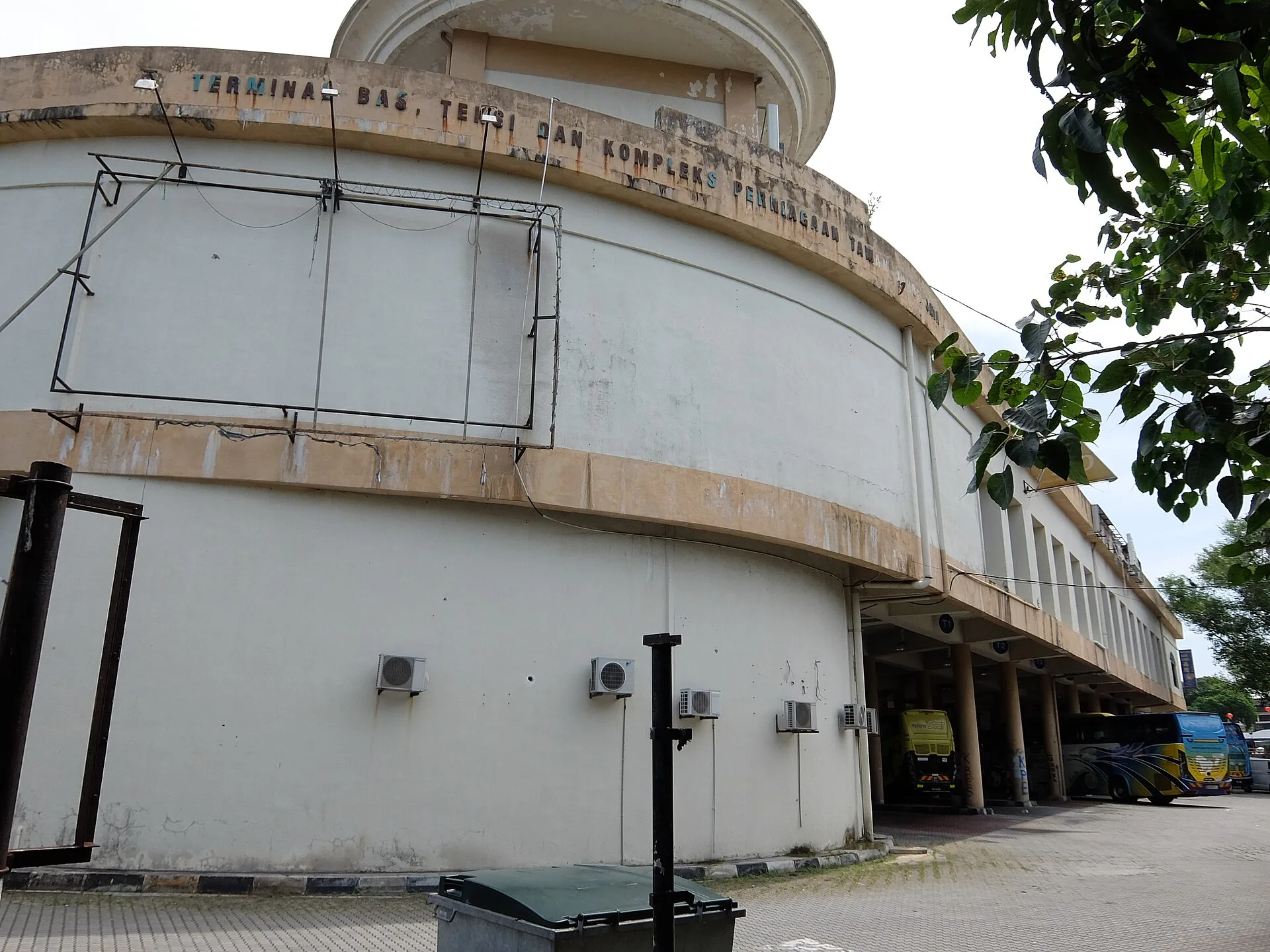 Johor Jaya bus and taxi terminal