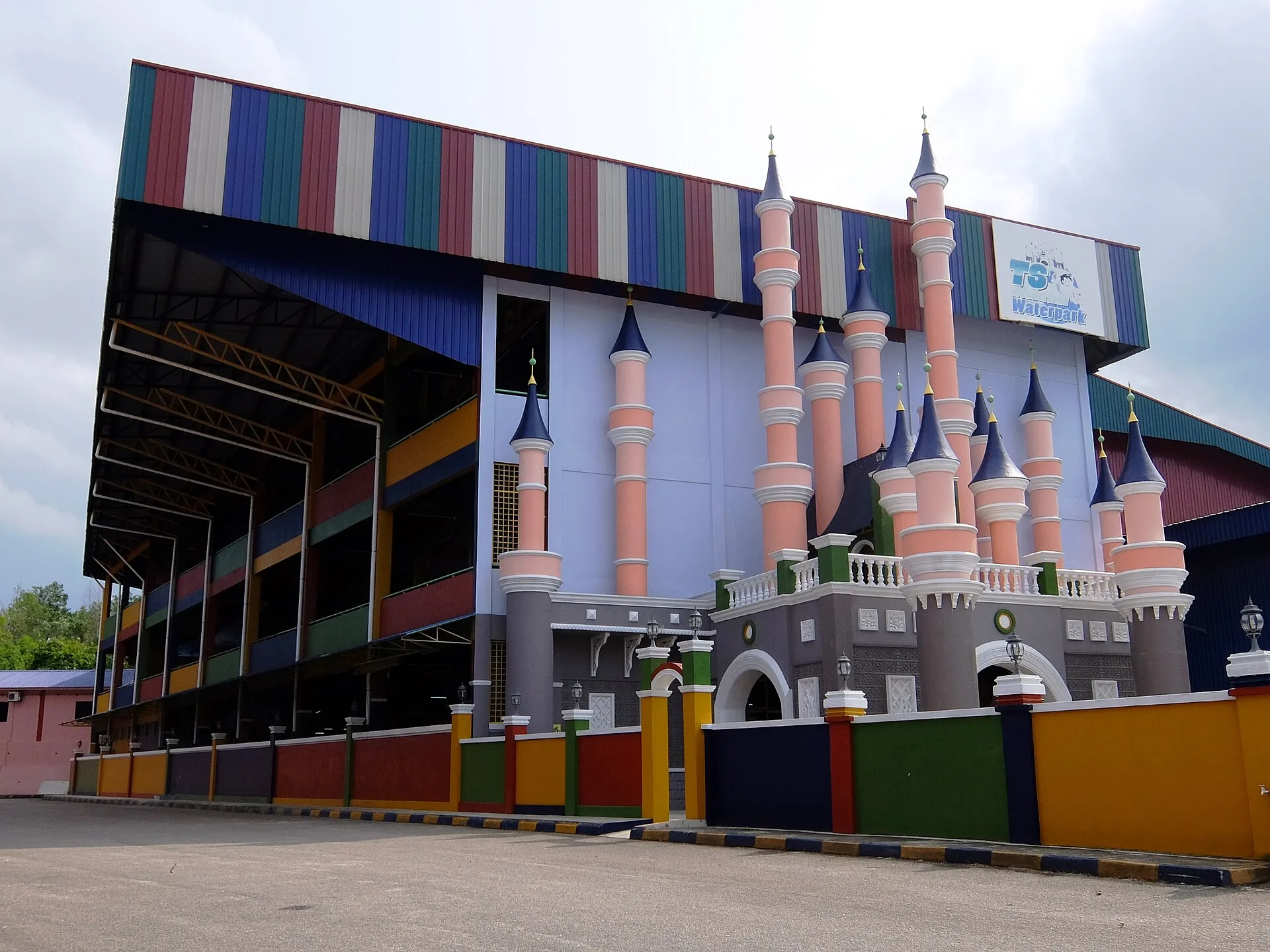 TS Wonderland Waterpark, Kota Masai