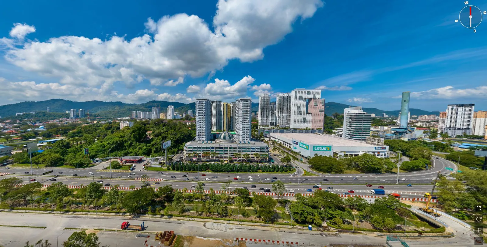 Keeperz Suites 地段约 200 英尺实拍,面向 Bukit Dumbar