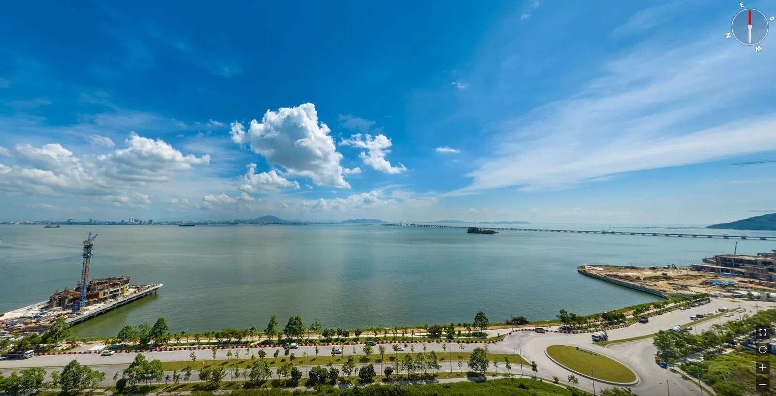 Keeperz Suites 地段约 200 英尺高空实拍,面向槟城大桥与威省