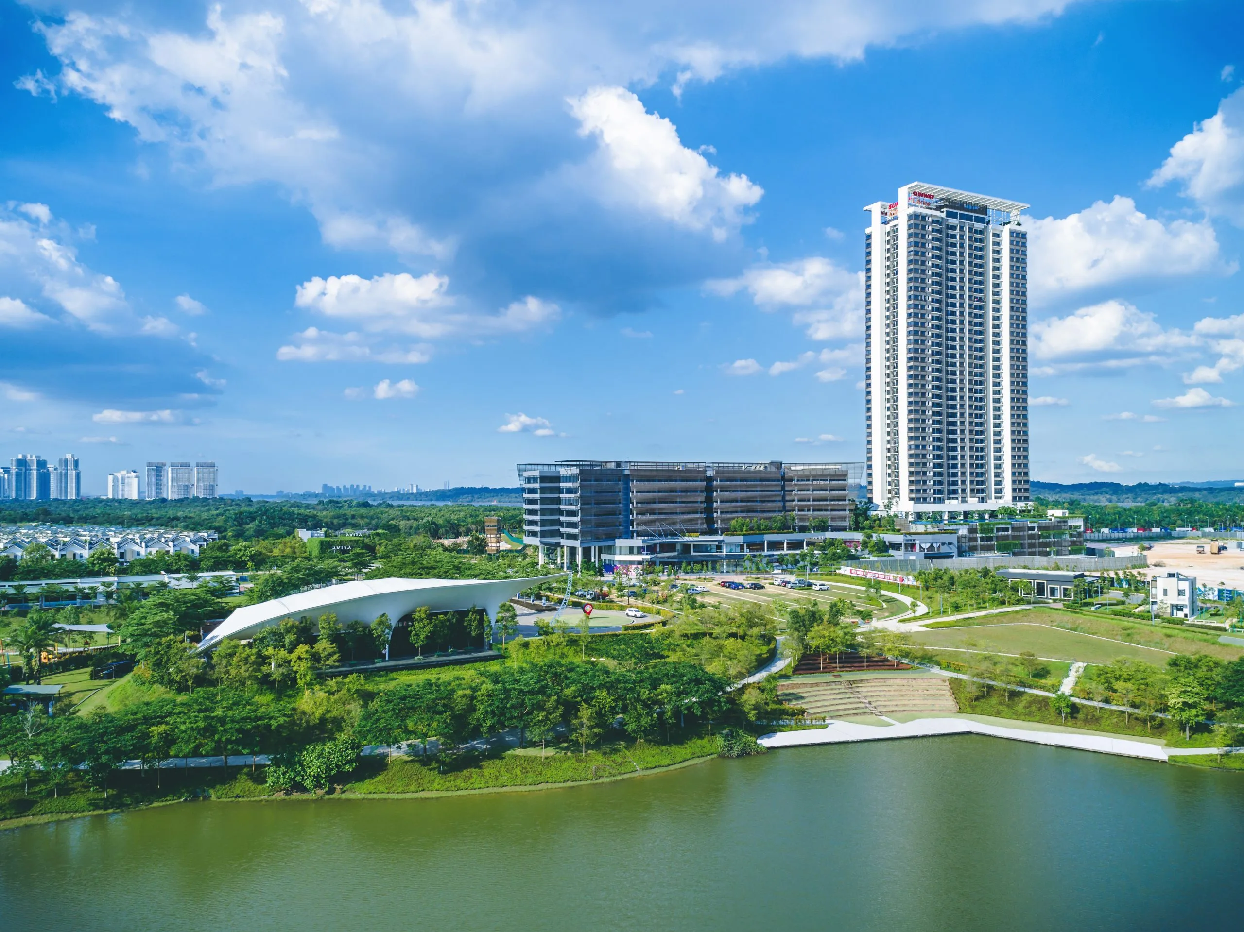 Sunway Citrine Residences 大楼与湖景,依斯干达公主城