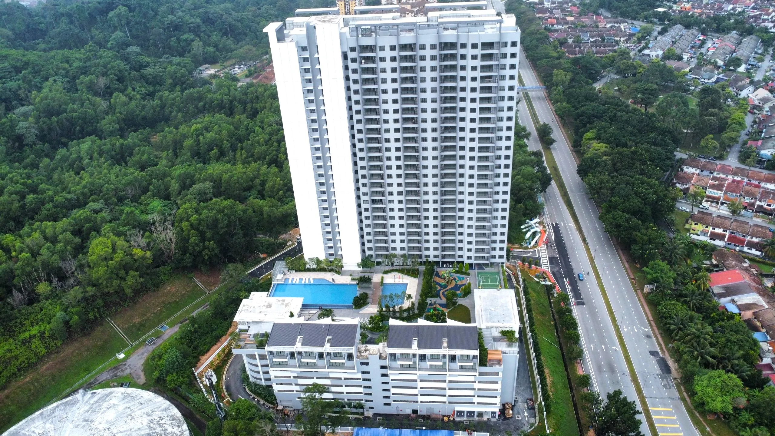 Construction progress June 2024 at Mahogany Residences by Everest Pioneer Sdn. Bhd., Kota Damansara, Petaling Jaya, Daerah Petaling, Selangor