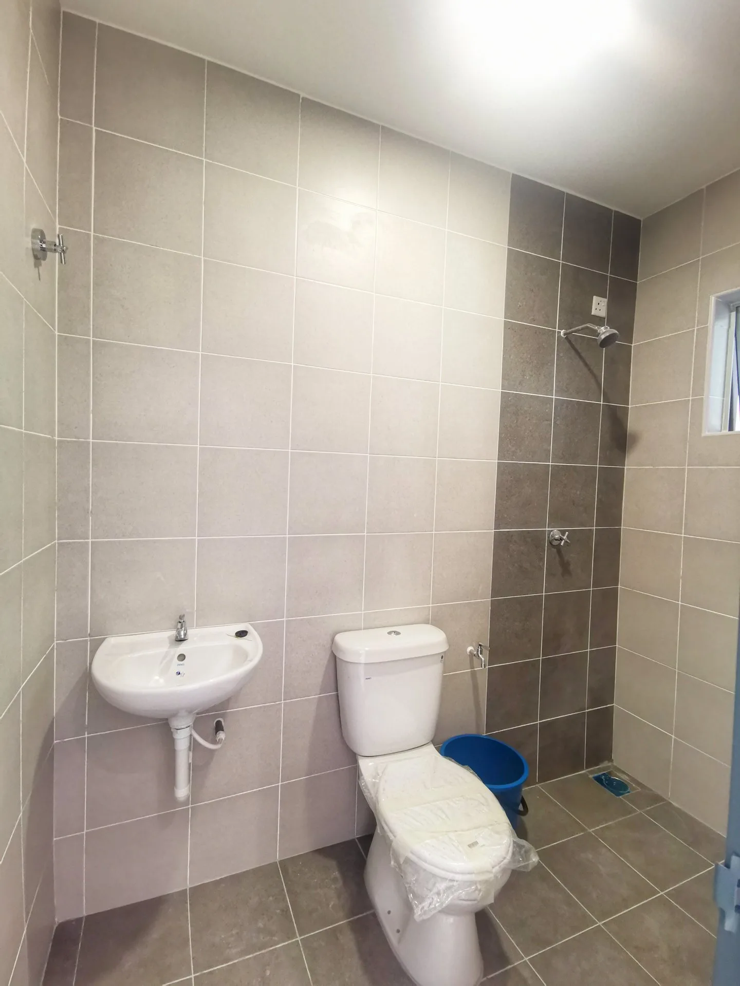 Standard bathroom finish in the Desa Park Chemor show house by Falim Development, Chemor, Ipoh