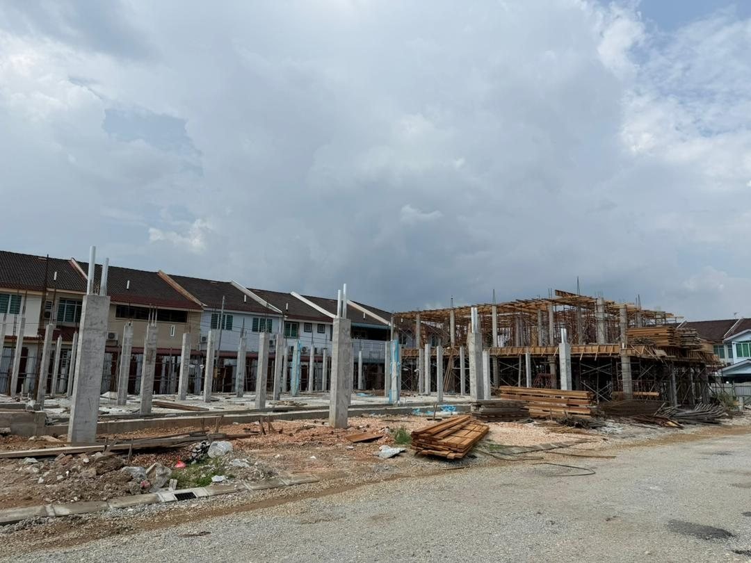 Phase 2 structural works at Desa Rishah Indah by Associated Builders And Contractors Sdn Bhd, Desa Rishah, Ipoh, Perak, April 2026