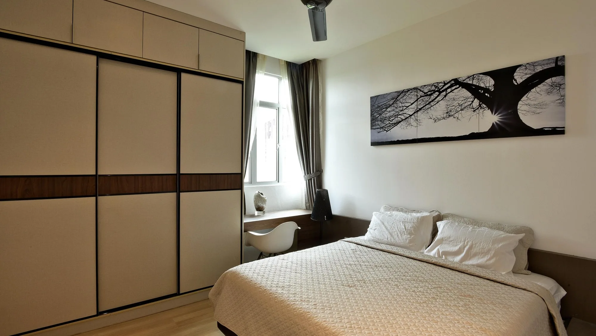 沙巴斗亚兰 Telipok E Residence A 型示范单位：主卧室（发展商手册）
