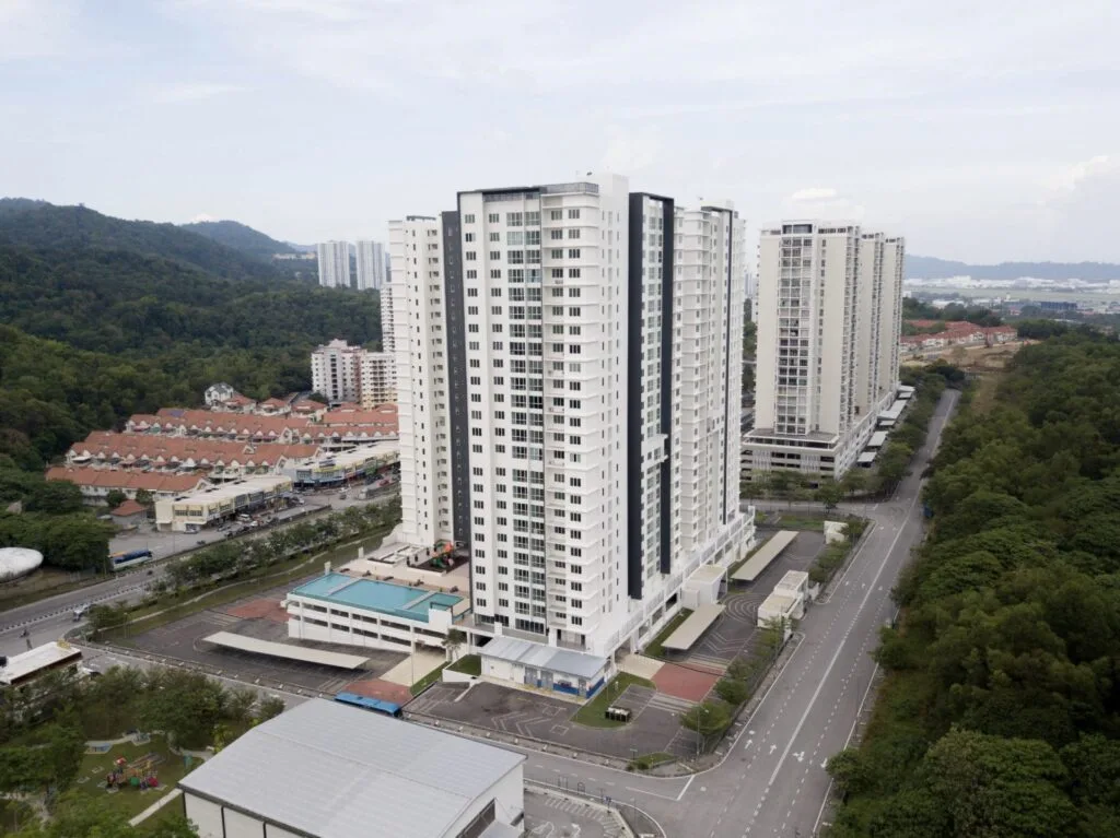 Emerald Residence @ Teluk Kumbar, Penang