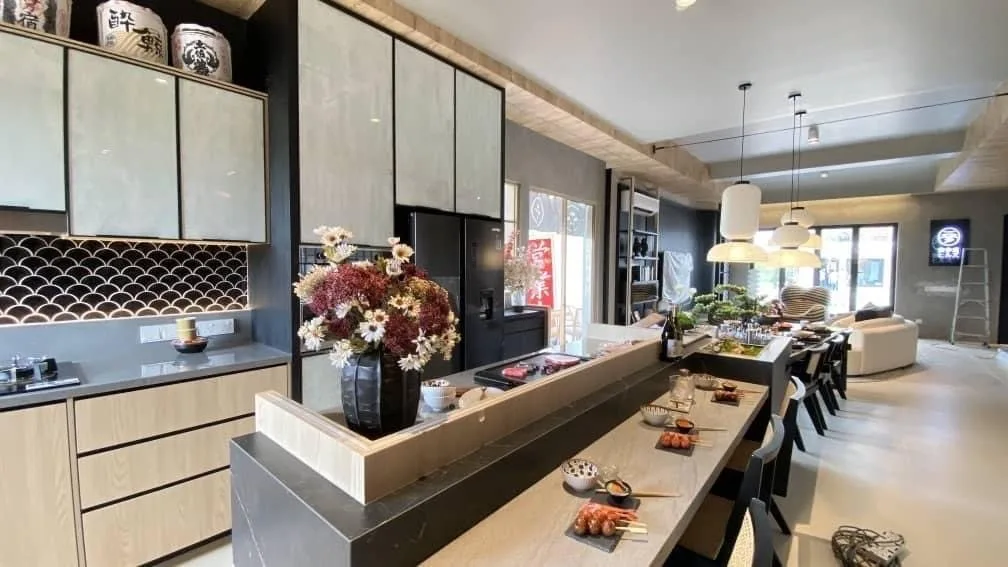 Kitchen counter in the Jia @ Ipoh South show house by Team Keris, Ipoh, Perak