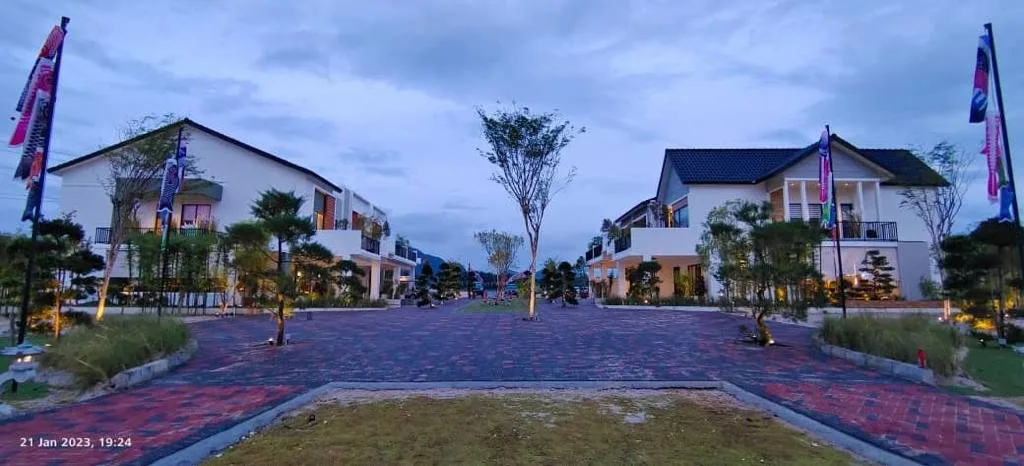 Paved street between show houses at Ipoh South Precinct for Jia by Team Keris, Ipoh, Perak