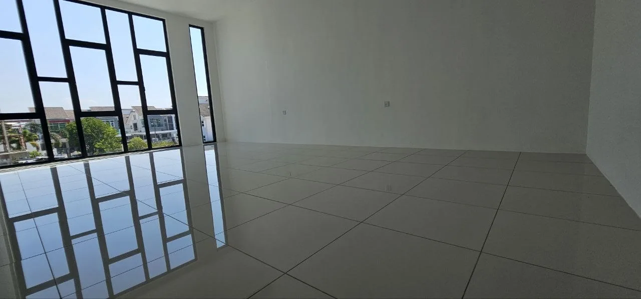 Top-floor hall of the 2.5-storey semi-detached house at Pinggiran Pengkalan Bayu, Ipoh