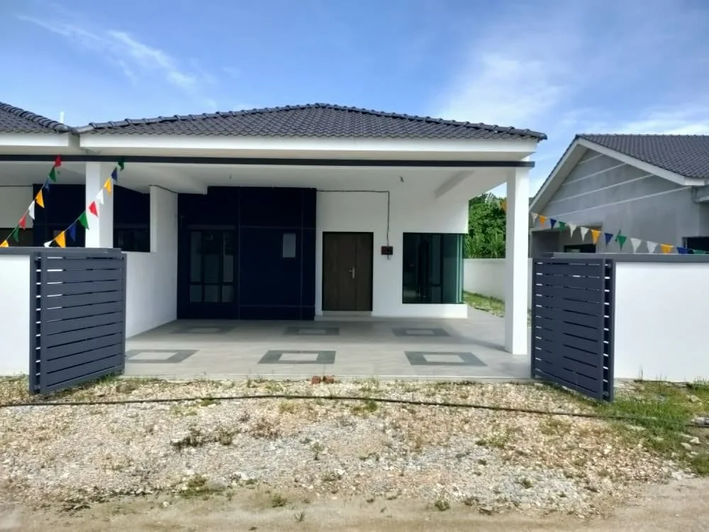 Completed single-storey semi-detached show house facade and car porch at Taman Anda by 3Peak Construction Sdn Bhd, Tasek, Ipoh, Perak