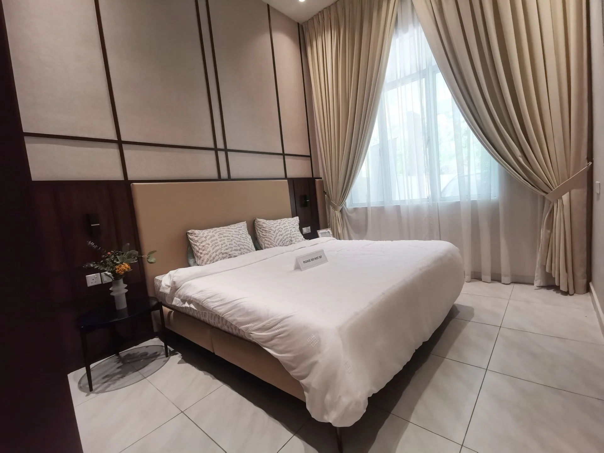 Furnished master bedroom in the Taman Gopeng Mewah show unit, Gopeng, Perak
