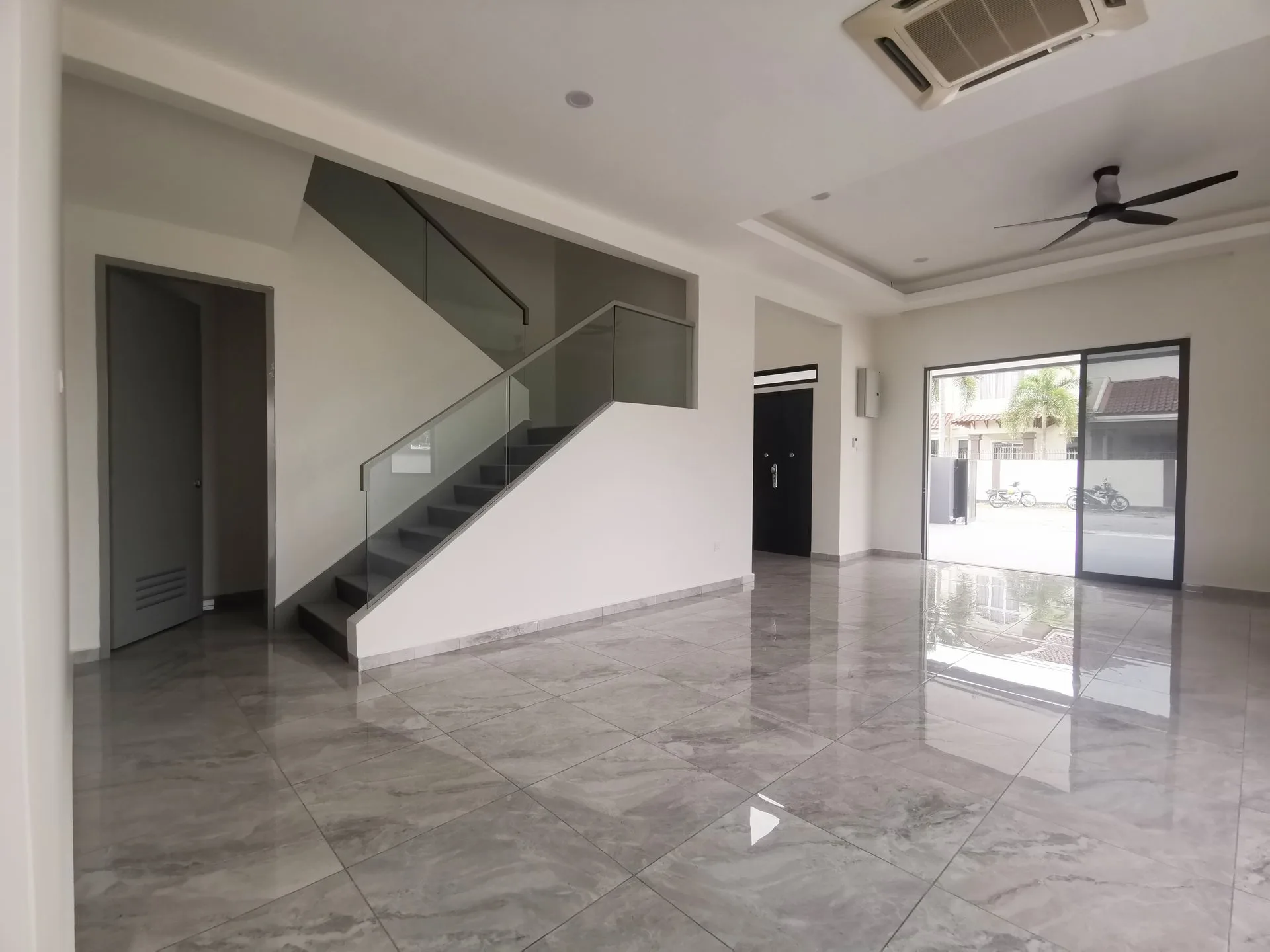 Living and dining hall of a completed semi-detached unit at The Aster @ Taman Sinfar by Constant Builder Sdn Bhd, Jalan Pasir Puteh, Ipoh, Perak